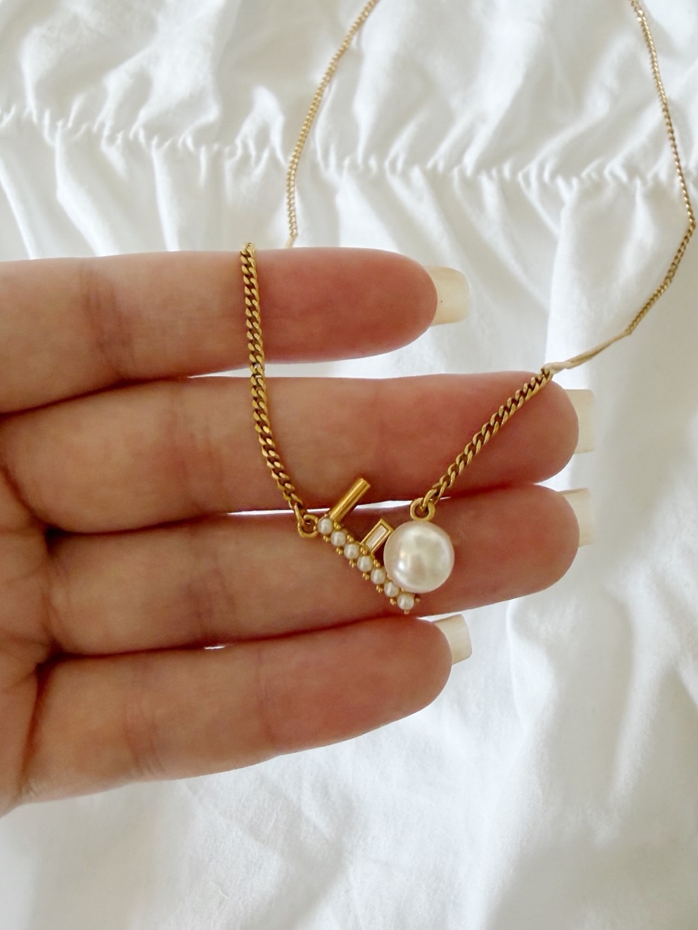 FENDI F Pearl Gold Necklace